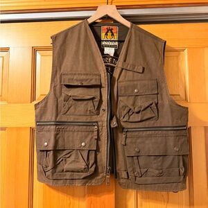 Rugged Brown Men's Utility Vest
